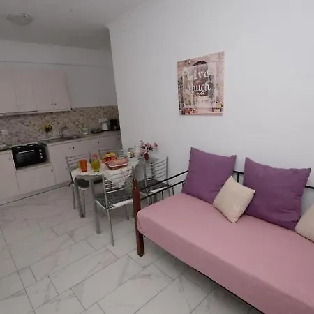 Filoxenia Apartments Corfu Lily דירה Alepou