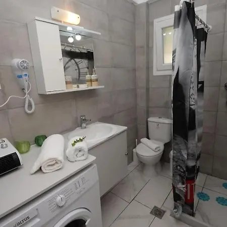 Filoxenia Lily Apartment *