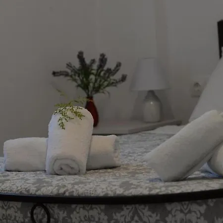 Filoxenia Lily Apartment